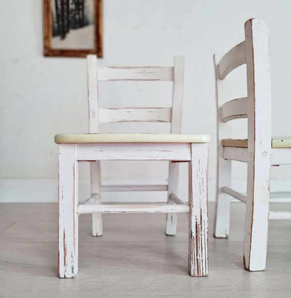 Chaises bistrot enfant blanches