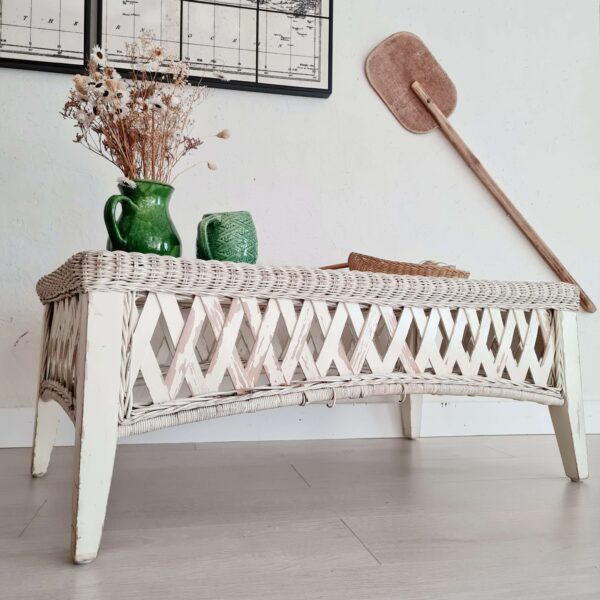 Table basse rotin blanc