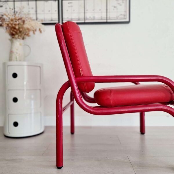 Fauteuil design italien rouge années 80