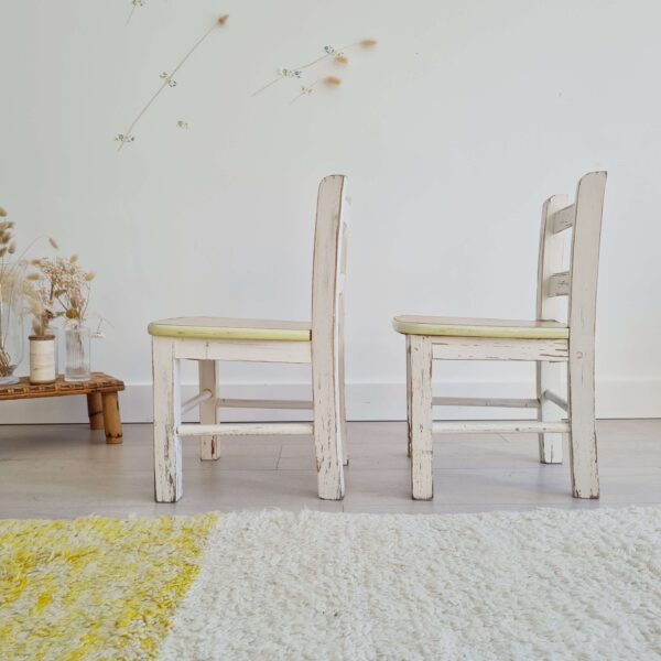 Chaises bistrot enfant blanches