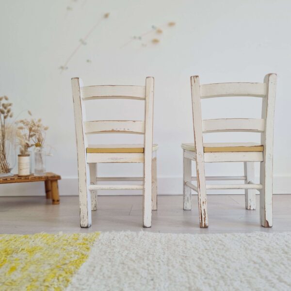 Chaises bistrot enfant blanches