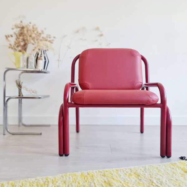 Fauteuil ancien design rouge