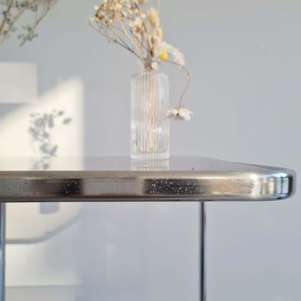 Table design chrome et verre