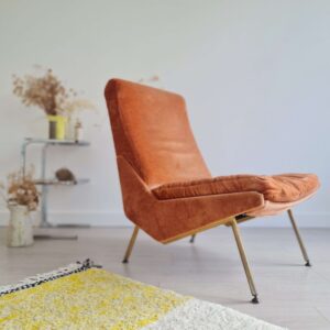 Fauteuil ancien velours laiton