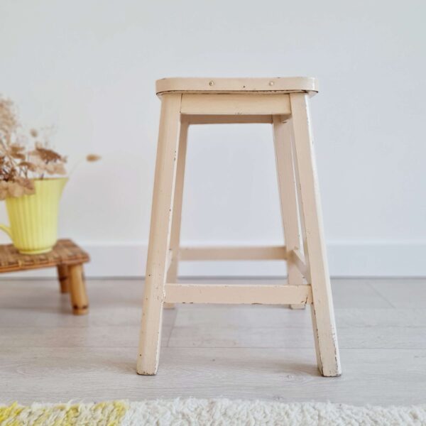 Tabouret de ferme blanc