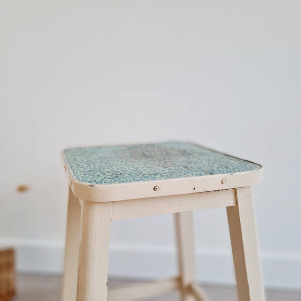 Tabouret de ferme blanc